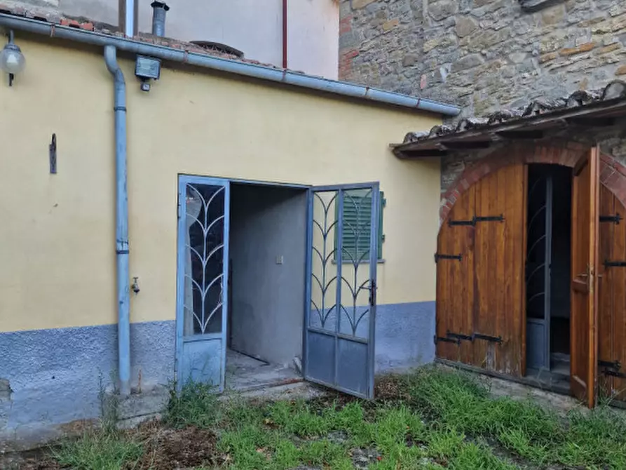 Immagine 9 di Casa indipendente in vendita  a Cortona