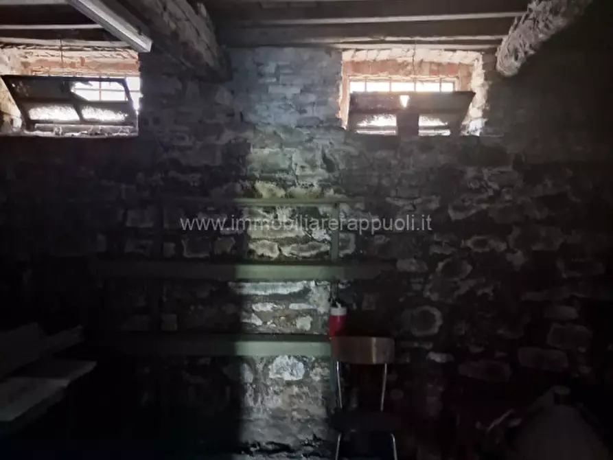 Immagine 13 di Casa indipendente in vendita  a Cortona