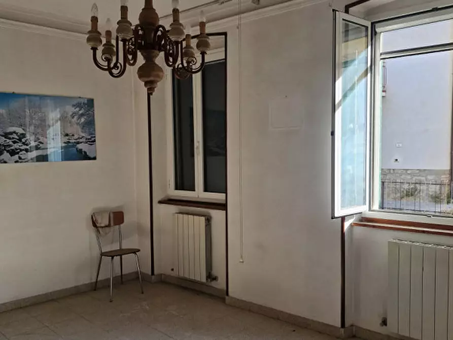 Immagine 17 di Casa indipendente in vendita  a Cortona