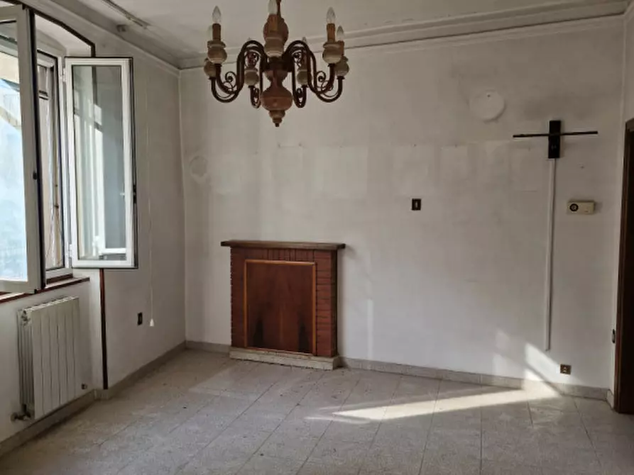 Immagine 18 di Casa indipendente in vendita  a Cortona