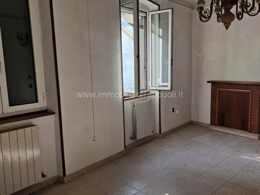 Immagine 20 di Casa indipendente in vendita  a Cortona