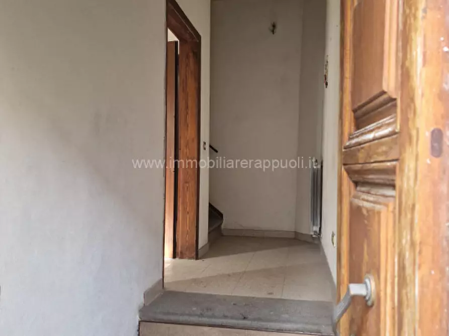 Immagine 21 di Casa indipendente in vendita  a Cortona