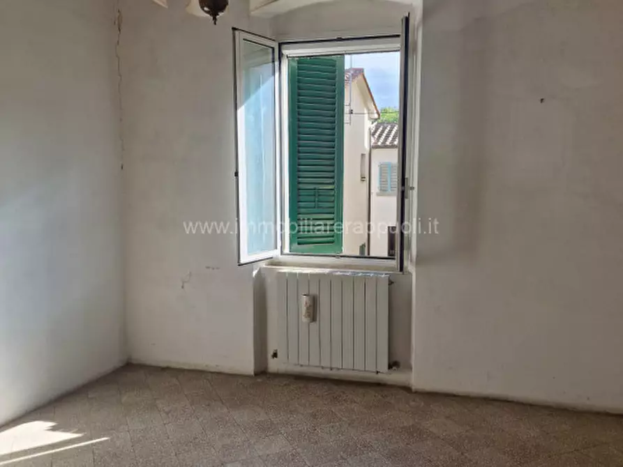 Immagine 22 di Casa indipendente in vendita  a Cortona