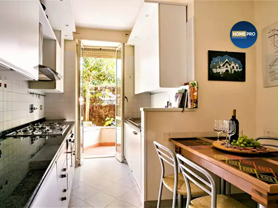 Immagine 4 di Appartamento in affitto  in via Cremuzio Cordo a Roma