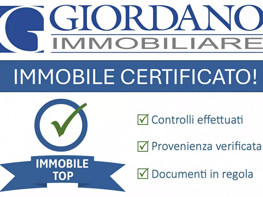 Immagine 13 di Villa in vendita  in Via Belvedere a Arcore