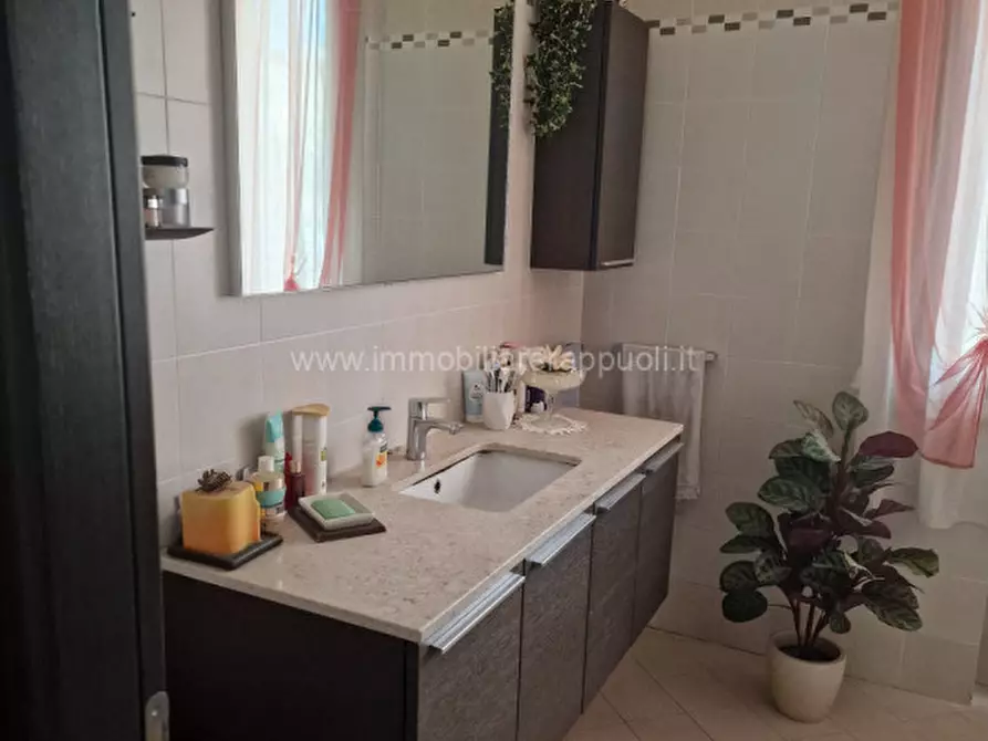 Immagine 8 di Appartamento in vendita  a Sinalunga