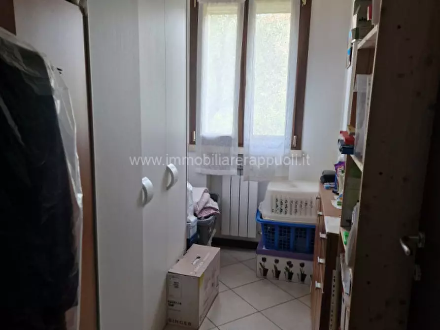 Immagine 12 di Appartamento in vendita  a Sinalunga