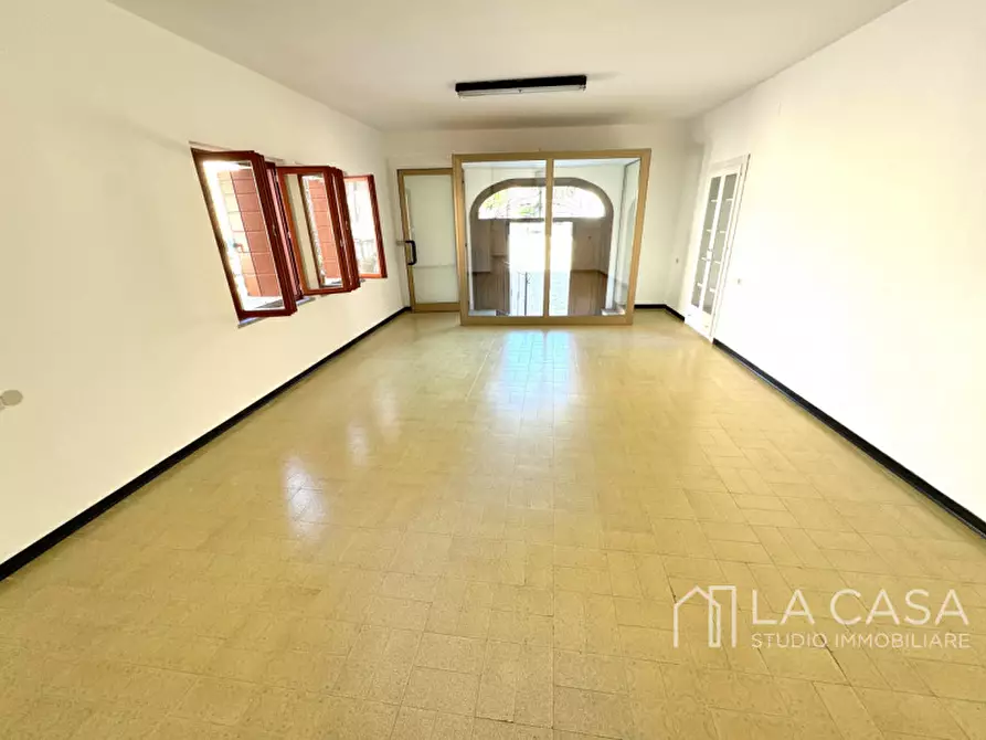 Immagine 29 di Casa indipendente in vendita  in Piazza Castello a Valvasone Arzene