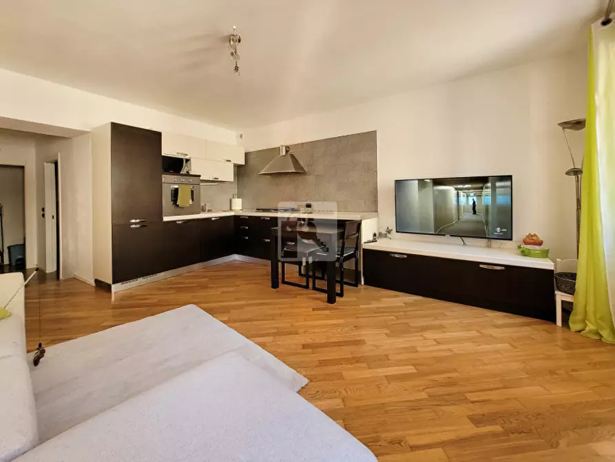 Immagine 7 di Appartamento in vendita  in Via Nazionale a Vallelaghi