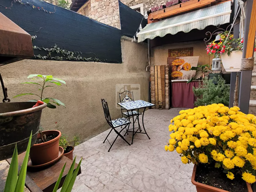 Immagine 11 di Appartamento in vendita  in Via Nazionale a Vallelaghi