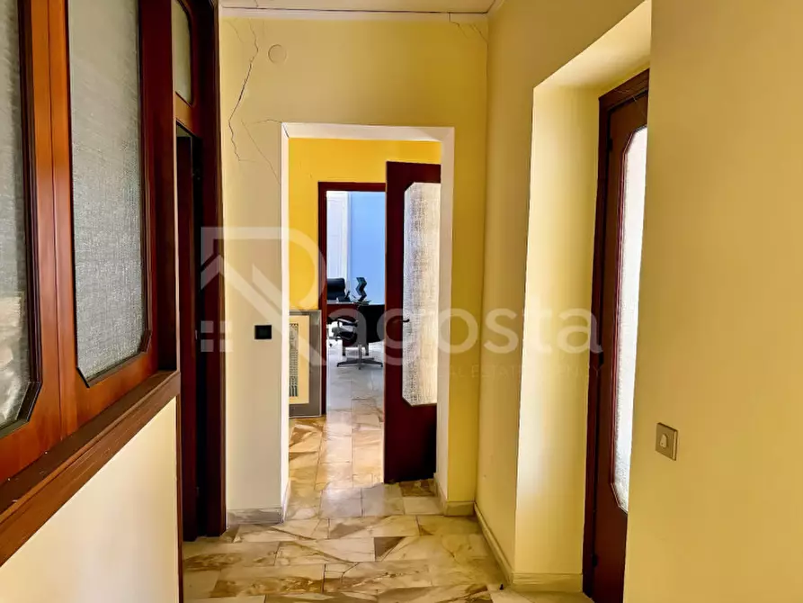 Immagine 4 di Appartamento in affitto  in Vico Giulio Ruggi D'Aragona a Salerno