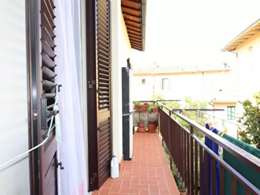 Immagine 8 di Villetta a schiera in vendita  in via pacinotti a Montevarchi