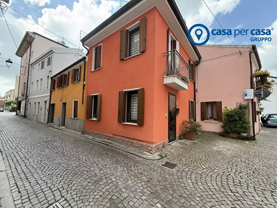 Immagine 2 di Villetta a schiera in vendita  in Via Pietro Pegolini a Adria