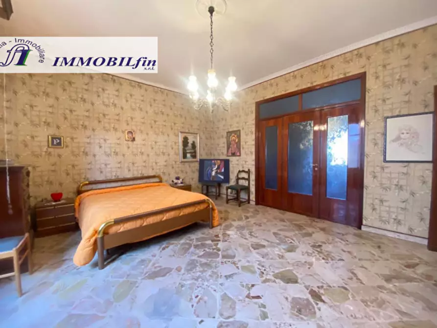 Immagine 13 di Palazzo in vendita  in Via Pietro Mascagni a Villabate