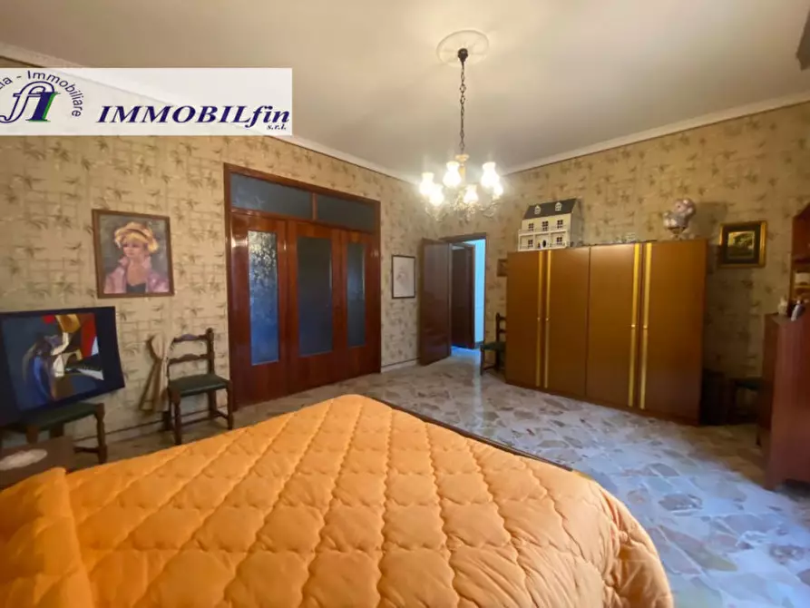 Immagine 14 di Palazzo in vendita  in Via Pietro Mascagni a Villabate