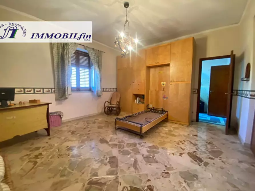 Immagine 20 di Palazzo in vendita  in Via Pietro Mascagni a Villabate