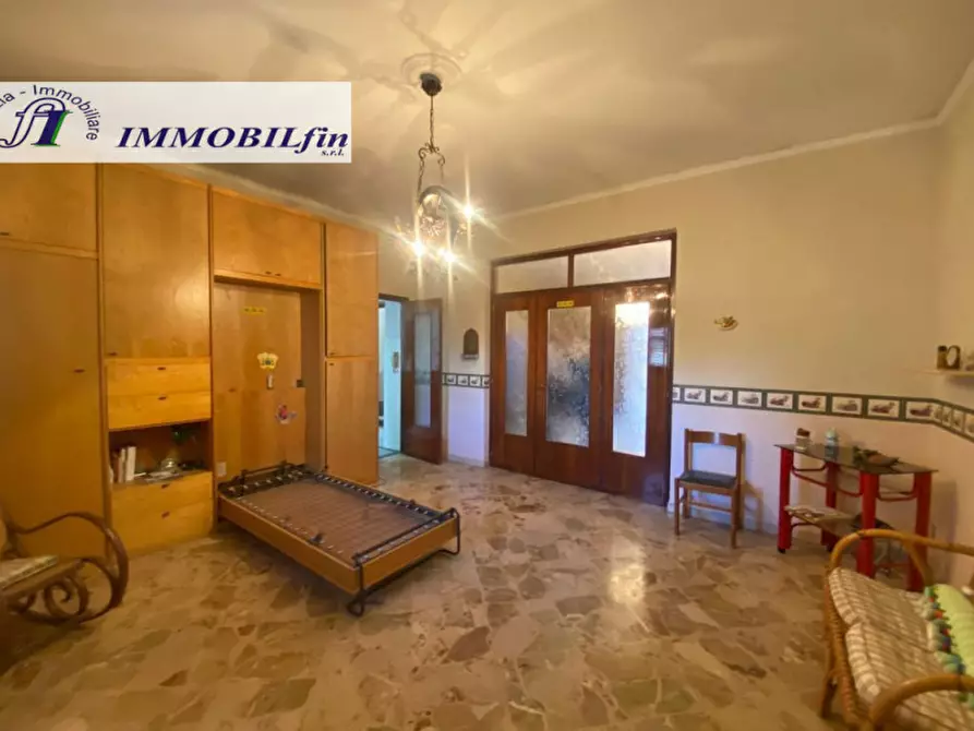 Immagine 23 di Palazzo in vendita  in Via Pietro Mascagni a Villabate