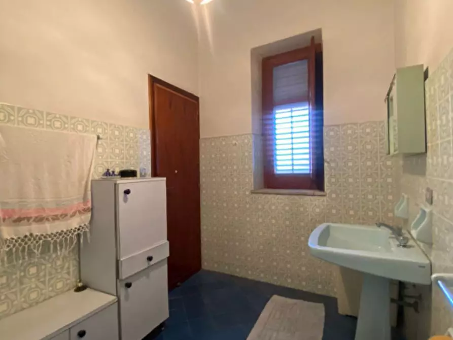 Immagine 27 di Palazzo in vendita  in Via Pietro Mascagni a Villabate