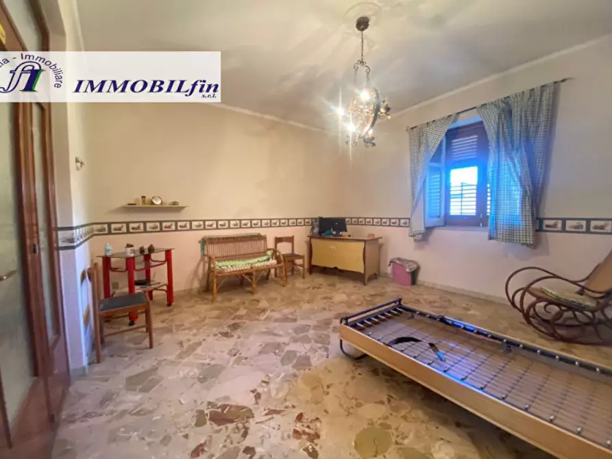 Immagine 22 di Palazzo in vendita  in Via Pietro Mascagni a Villabate