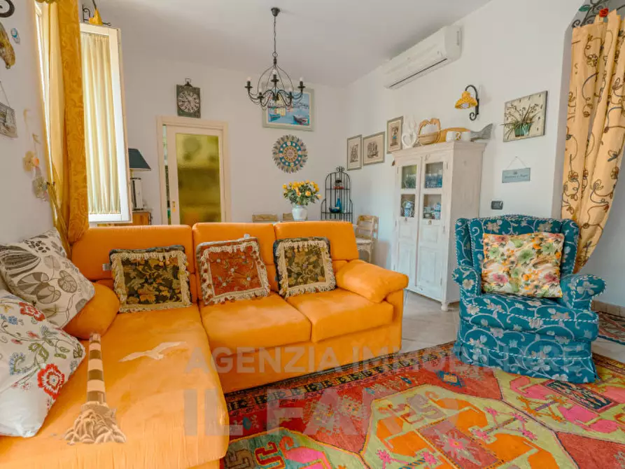 Immagine 2 di Casa bifamiliare in vendita  in Via Principe Amedeo 35 a La Maddalena