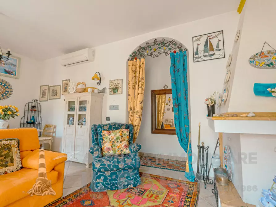 Immagine 5 di Casa trifamiliare in vendita  in Via Principe Amedeo 35 a La Maddalena