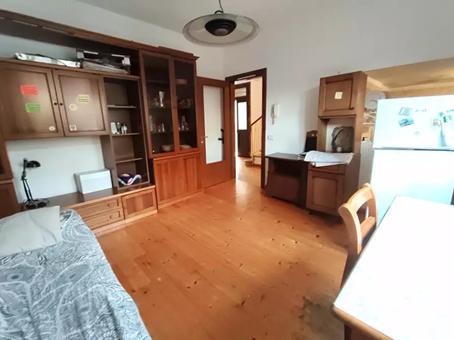 Immagine 4 di Camera in affitto  in Via Tito Poggi a Padova