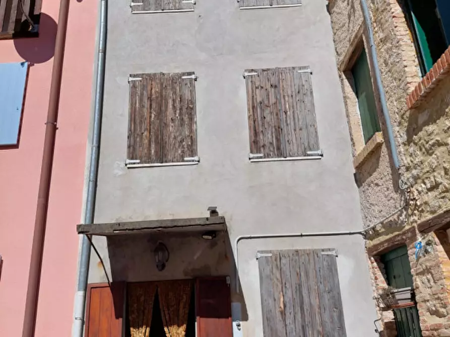 Immagine 3 di Villetta a schiera in vendita  a Valli Del Pasubio