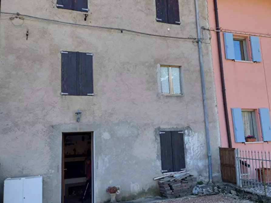 Immagine 4 di Villetta a schiera in vendita  a Valli Del Pasubio