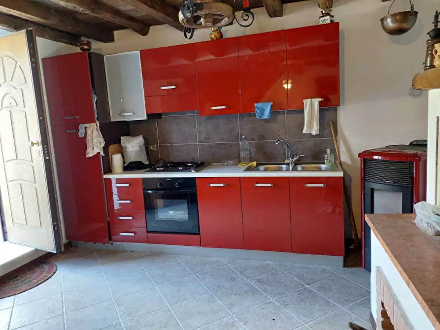 Immagine 6 di Villetta a schiera in vendita  a Valli Del Pasubio