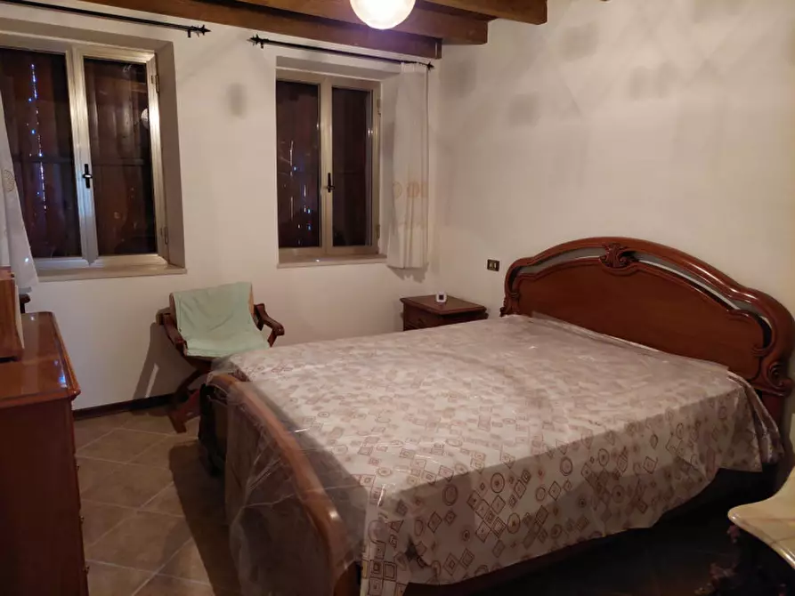 Immagine 10 di Villetta a schiera in vendita  a Valli Del Pasubio