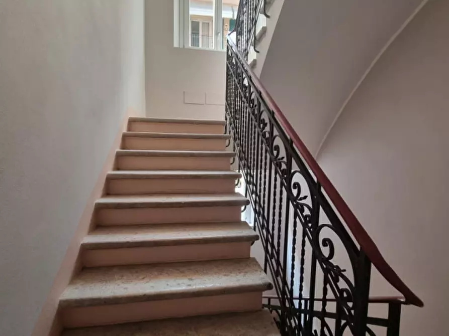 Immagine 8 di Appartamento in vendita  in PIAZZALE RAMAZZINI a Carpi