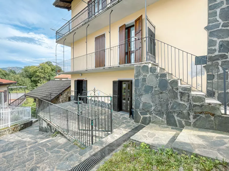 Immagine 16 di Appartamento in vendita  in via vallestrona 2 a Quarna Sopra