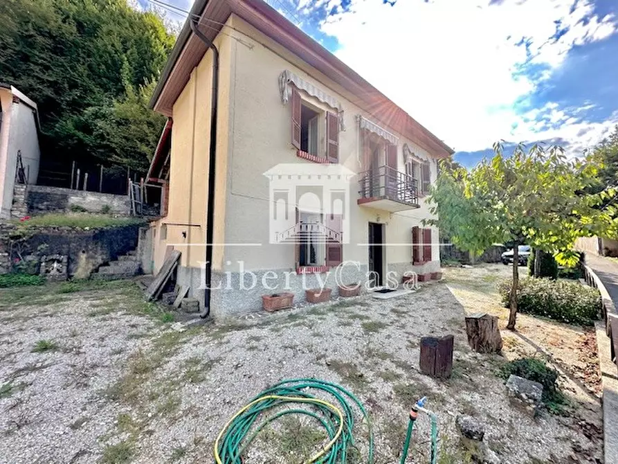 Immagine 2 di Villa in vendita  in Via San Michele a Gardone Riviera