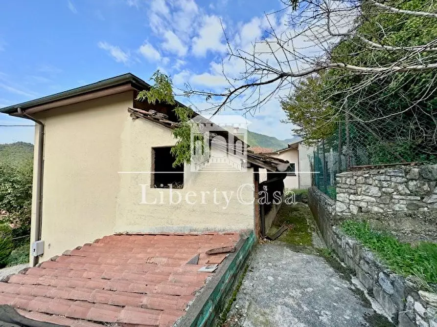 Immagine 17 di Villa in vendita  in Via San Michele a Gardone Riviera