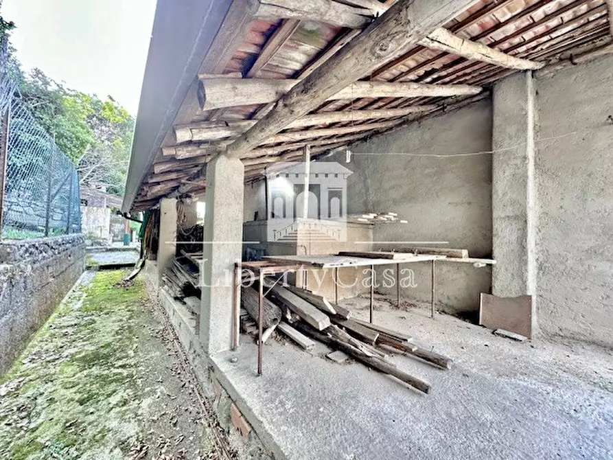 Immagine 18 di Villa in vendita  in Via San Michele a Gardone Riviera