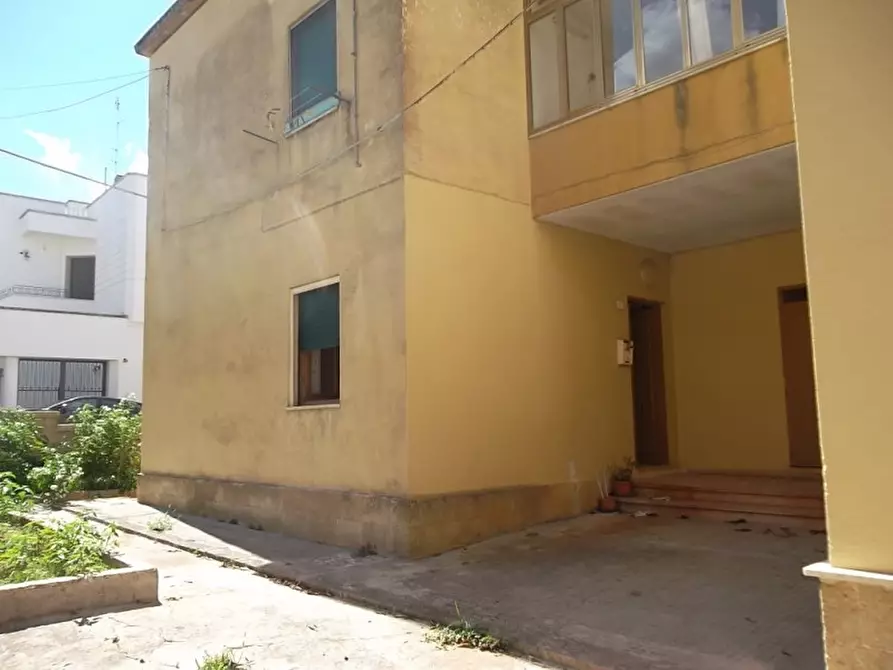 Immagine 1 di Appartamento in vendita  in Via Tripoli a Parabita