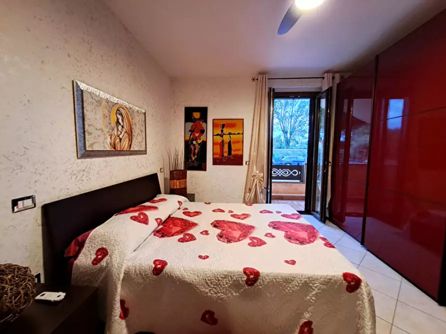 Immagine 10 di Appartamento in vendita  a Passignano Sul Trasimeno