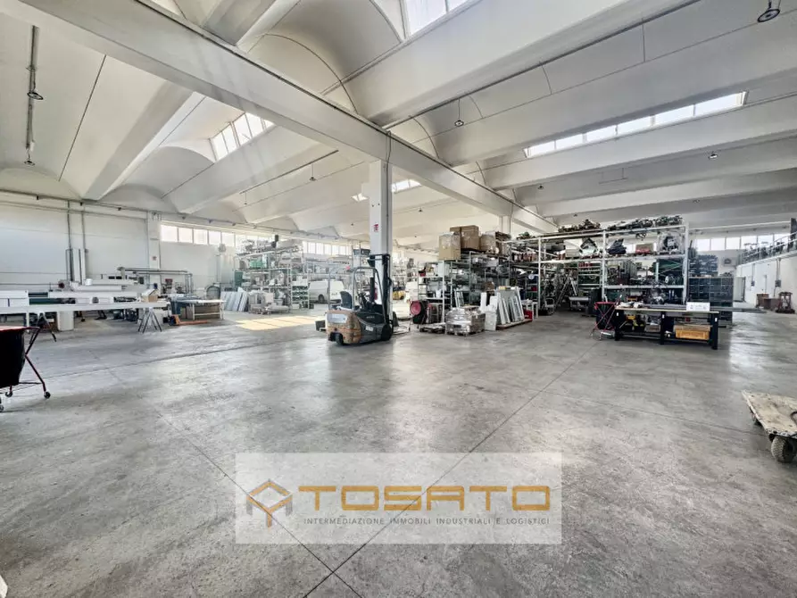 Immagine 1 di Capannone industriale in vendita  a Bovolone