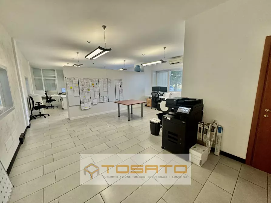 Immagine 15 di Capannone industriale in vendita  a Bovolone