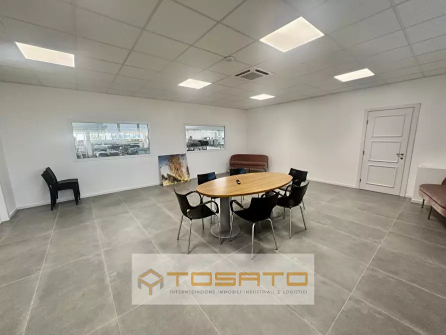 Immagine 21 di Capannone industriale in vendita  a Bovolone