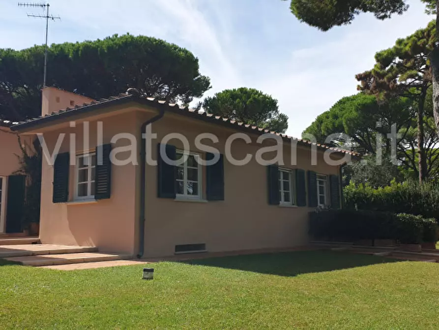 Immagine 17 di Villa in vendita  in Villa in località Pineta di Roccamare a Castiglione Della Pescaia