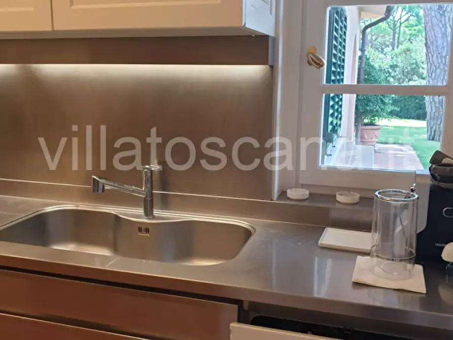 Immagine 33 di Villa in vendita  in Villa in località Pineta di Roccamare a Castiglione Della Pescaia