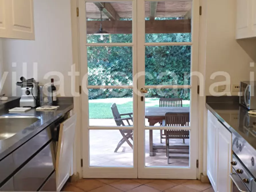 Immagine 34 di Villa in vendita  in Villa in località Pineta di Roccamare a Castiglione Della Pescaia