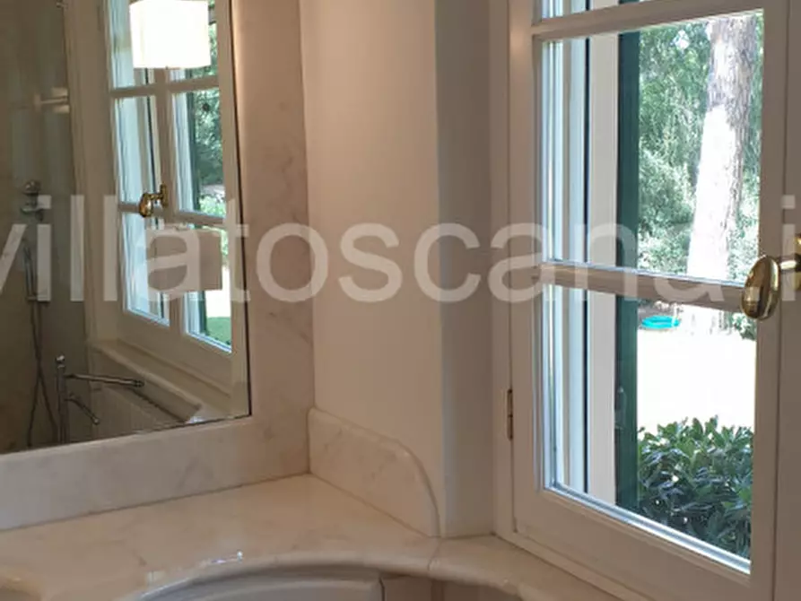 Immagine 39 di Villa in vendita  in Villa in località Pineta di Roccamare a Castiglione Della Pescaia