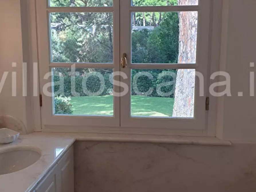 Immagine 46 di Villa in vendita  in Villa in località Pineta di Roccamare a Castiglione Della Pescaia