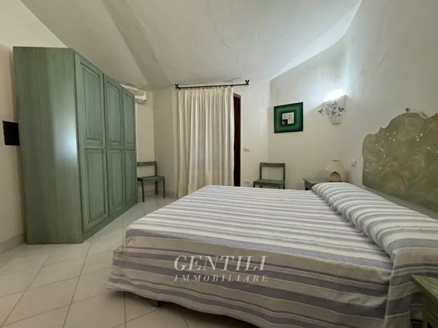 Immagine 8 di Villa in vendita  a Arzachena