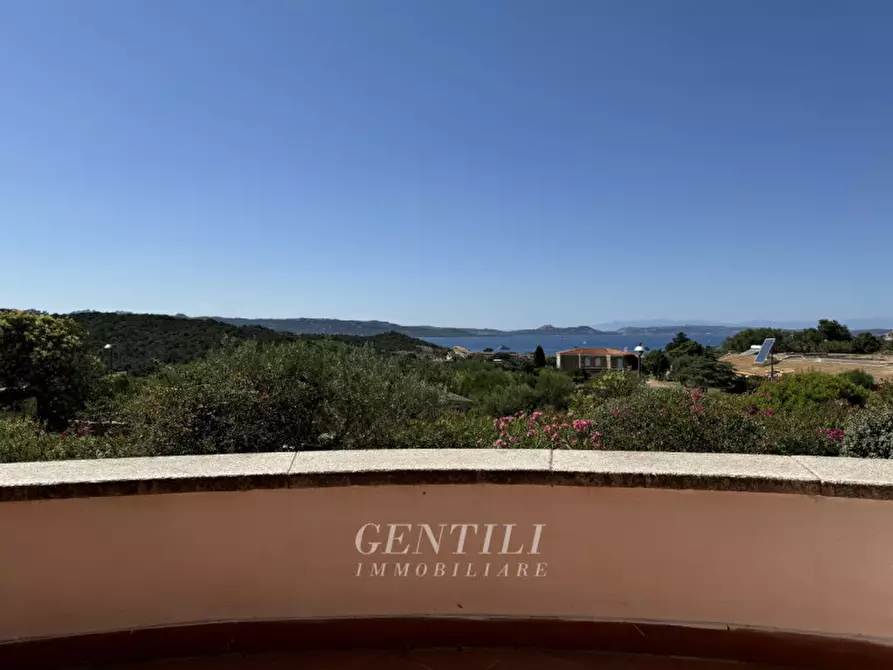 Immagine 25 di Villa in vendita  a Arzachena