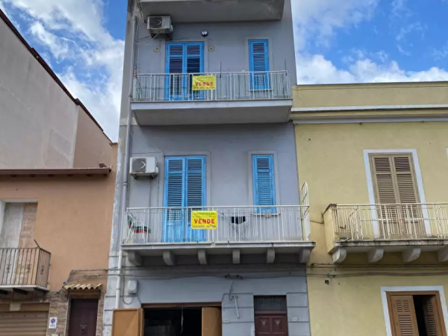 Immagine 1 di Casa indipendente in vendita  in corso vittorio emanuele a Villabate