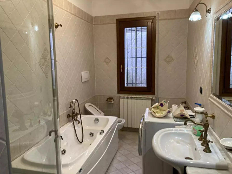 Immagine 20 di Appartamento in vendita  a Badia Polesine