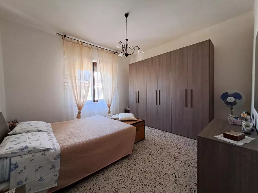 Immagine 11 di Villetta a schiera in vendita  a Passignano Sul Trasimeno